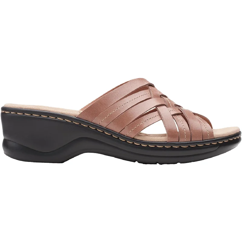 Men's sandals with a perforated leather upper for ventilationWomen's Clarks Lexi Selina Dusty Pink Leather