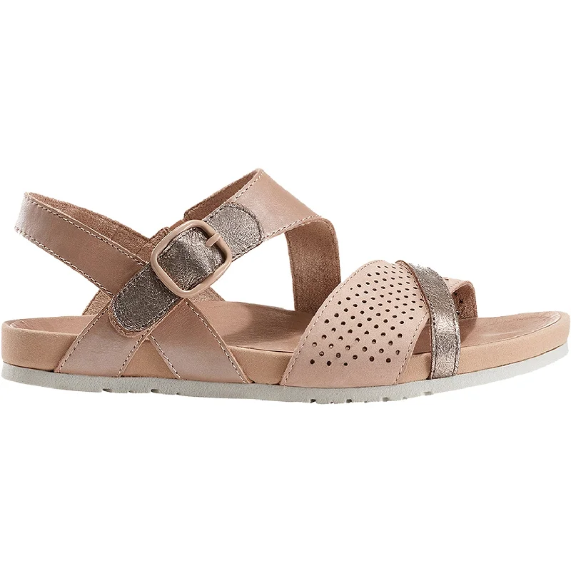 Men's sandals with a decorative buckle or charmWomen's Earth Laguna Blush Nubuck