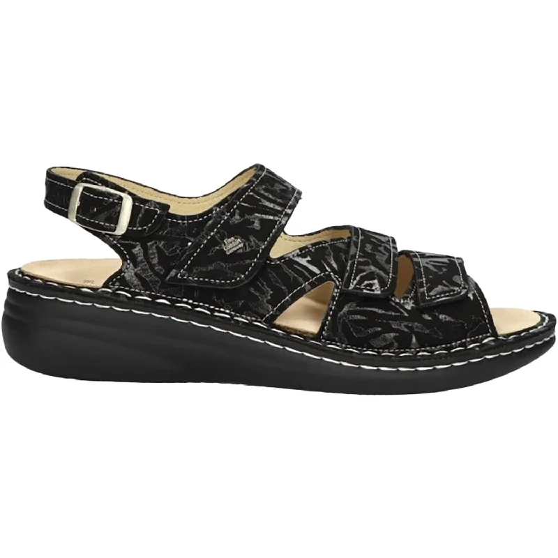 Men's sandals with a decorative buckle or charmWomen's Finn Comfort Praia Finn Mellow Black Delizia Leather