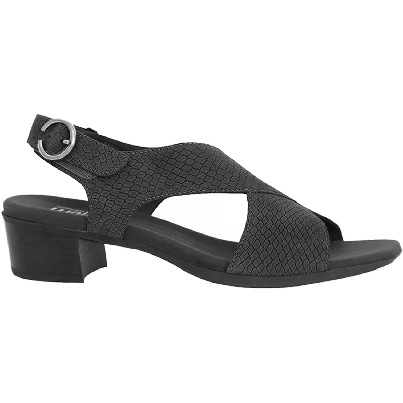 Waterproof men's sandals for water activitiesWomen's Munro Jenny Black Lizard Print Nubuck