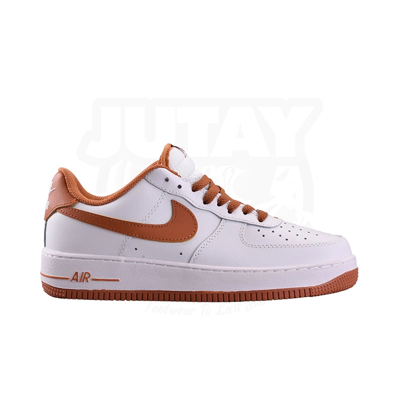 Men's casual sneakers with a woven upper for a unique textureAIRFORCE 1  LOW - WHITE PECAN