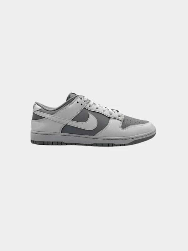 Men's high - performance basketball sneakers with air cushioningDunk Low White Grey