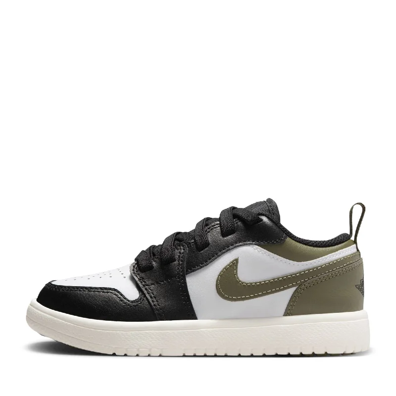 Men's minimalist sneakers with a simple designJordan 1 Low Alt (PS) - Black/Medium Olive