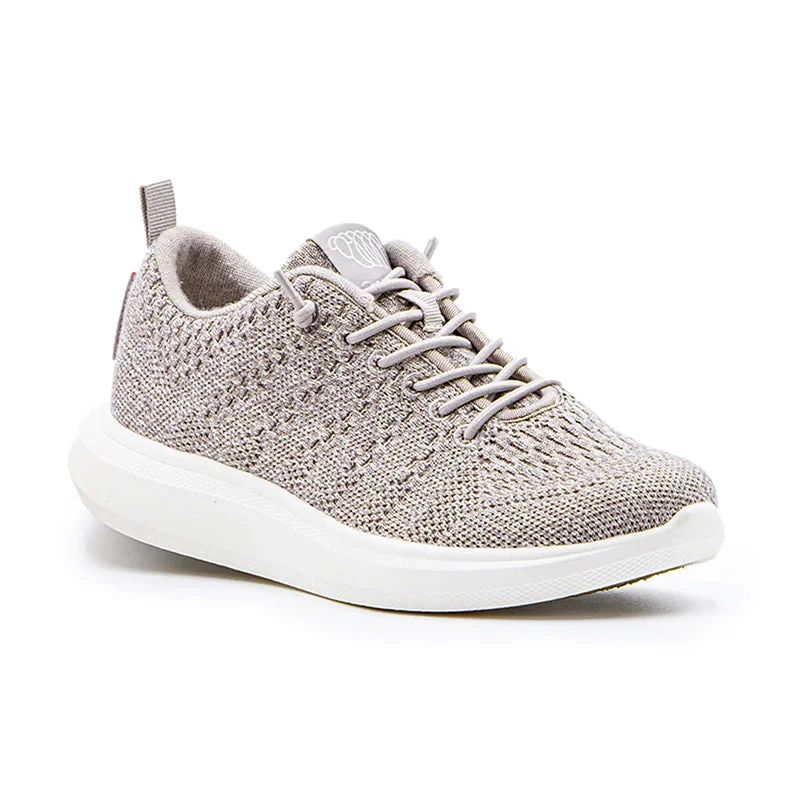 Men's narrow - width sneakers for a snug fitMen's Coogee Natural