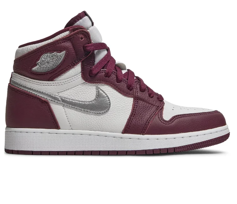 Men's fashion - forward sneakers with a unique tongue designMen's Nike Air Jordan 1 Retro High OG (Bordeaux)