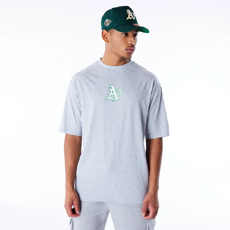 Men's multi - colored sneakers with a gradient effectNEW ERA Oakland Athletics MLB World Series Grey Oversized T-Shirt