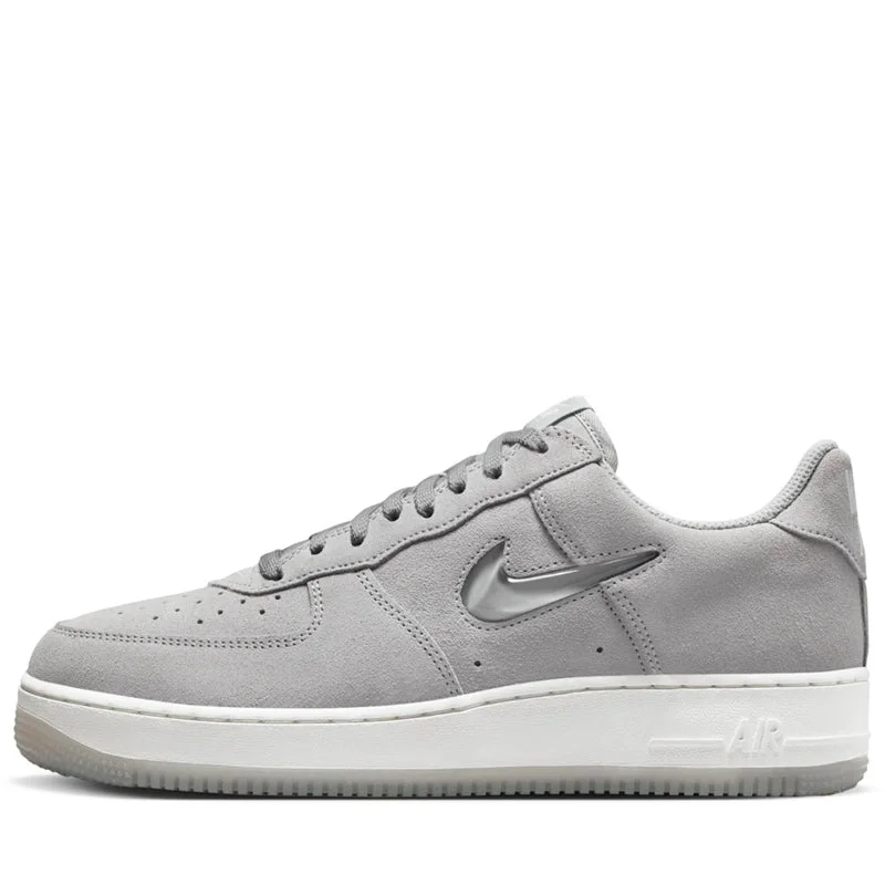 Men's vegan leather sneakers for an eco - friendly optionNike Air Force 1 Low Retro 'Color Of The Month' - Light Smoke Grey/Summit White