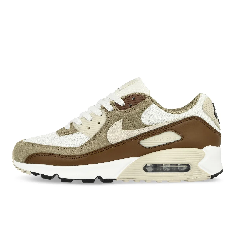 Men's sneaker collections based on popular cultureAir Max 90