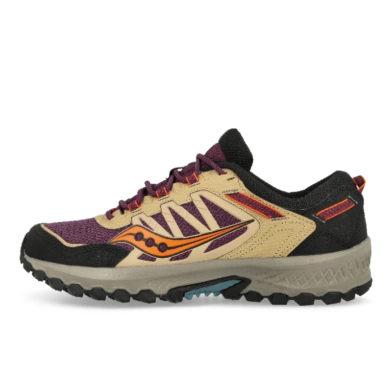 Men's running sneakers with shock - absorbing solesGrid Peak