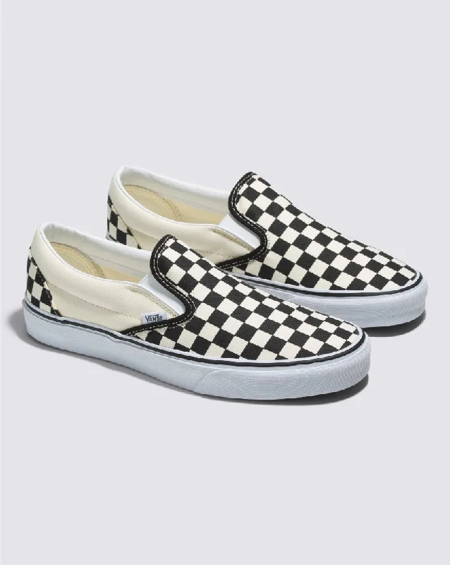 Men's multi - colored sneakers with a gradient effectVANS UNISEX CLASSIC SLIP ON CHECK BLACK/WHITE CASUAL SNEAKER SHOES