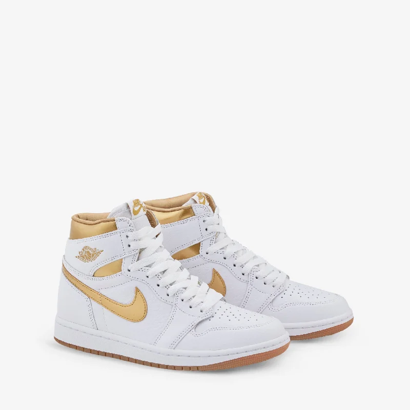 Men's skateboarding sneakers with a vulcanized soleWomen's Air Jordan 1 Retro High OG White | Metallic Gold | Gum Light Brown