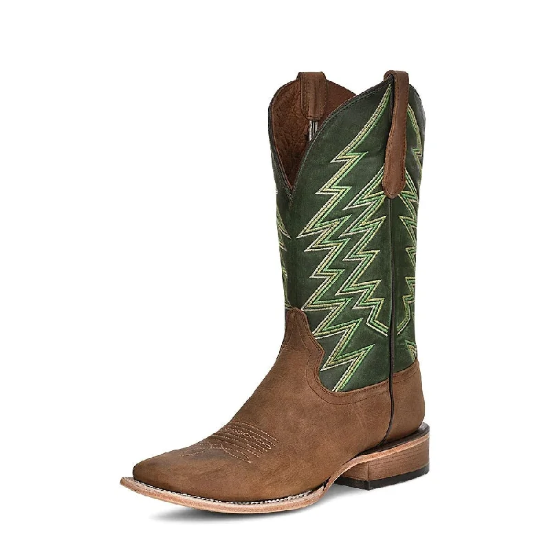 Men's western boots with a traditional western boot silhouette and a polished shineCircle G Men's Cinnamon Boot