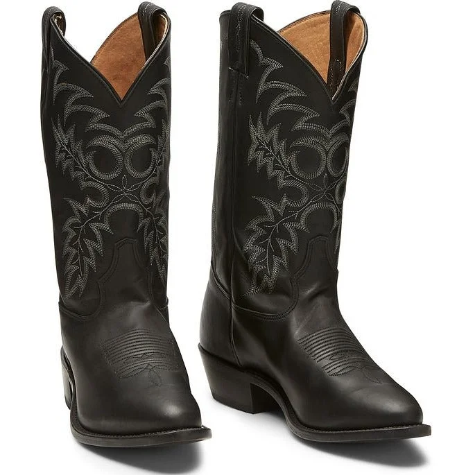 Men's western boots with a leather sole and a heel guardTony Lama Segar Black Cowhide Western Boot